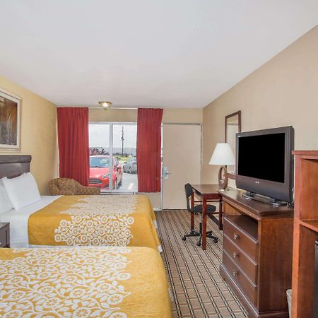 Days Inn By Wyndham Blytheville Extérieur photo