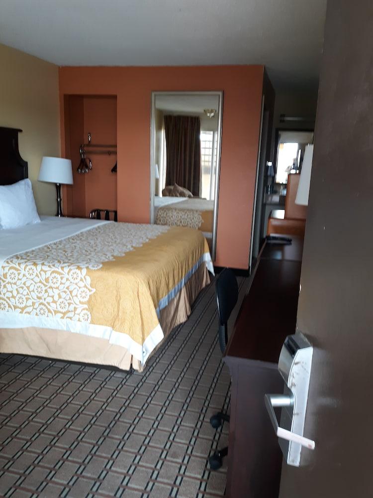 Days Inn By Wyndham Blytheville Extérieur photo