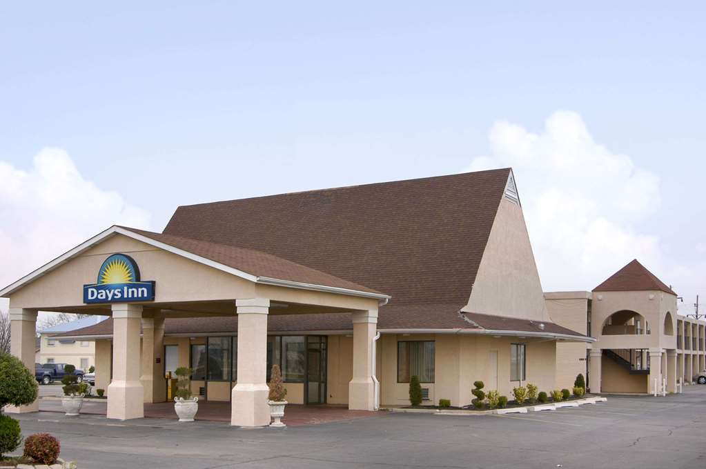 Days Inn By Wyndham Blytheville Extérieur photo